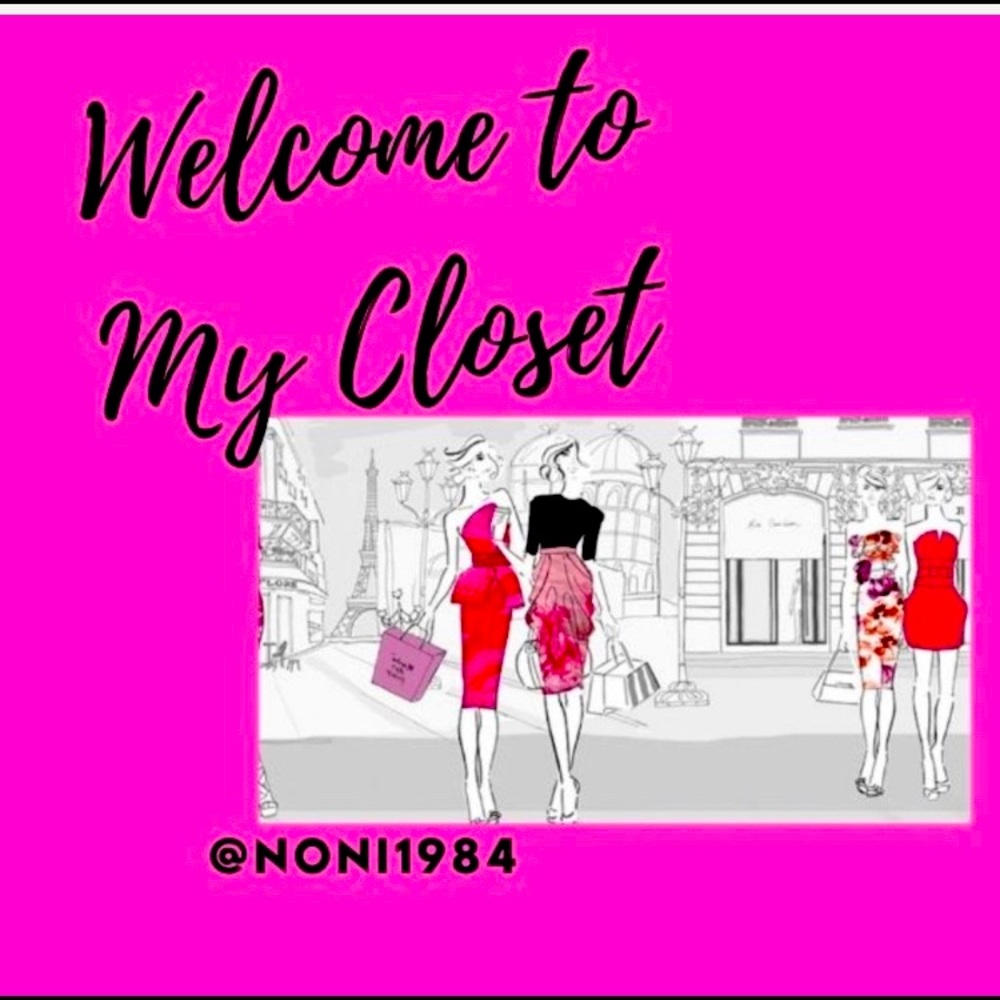 Welcome to my closet. 💕💕💕